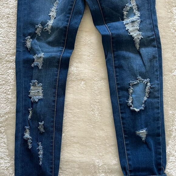 Simple Young Basics High Rise Curvy Skinny Ankle Lenght Jeans - Picture 4 of 7